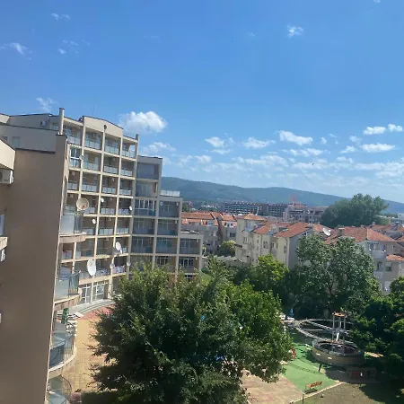 Lägenhet Semiramida Gardens Apartment